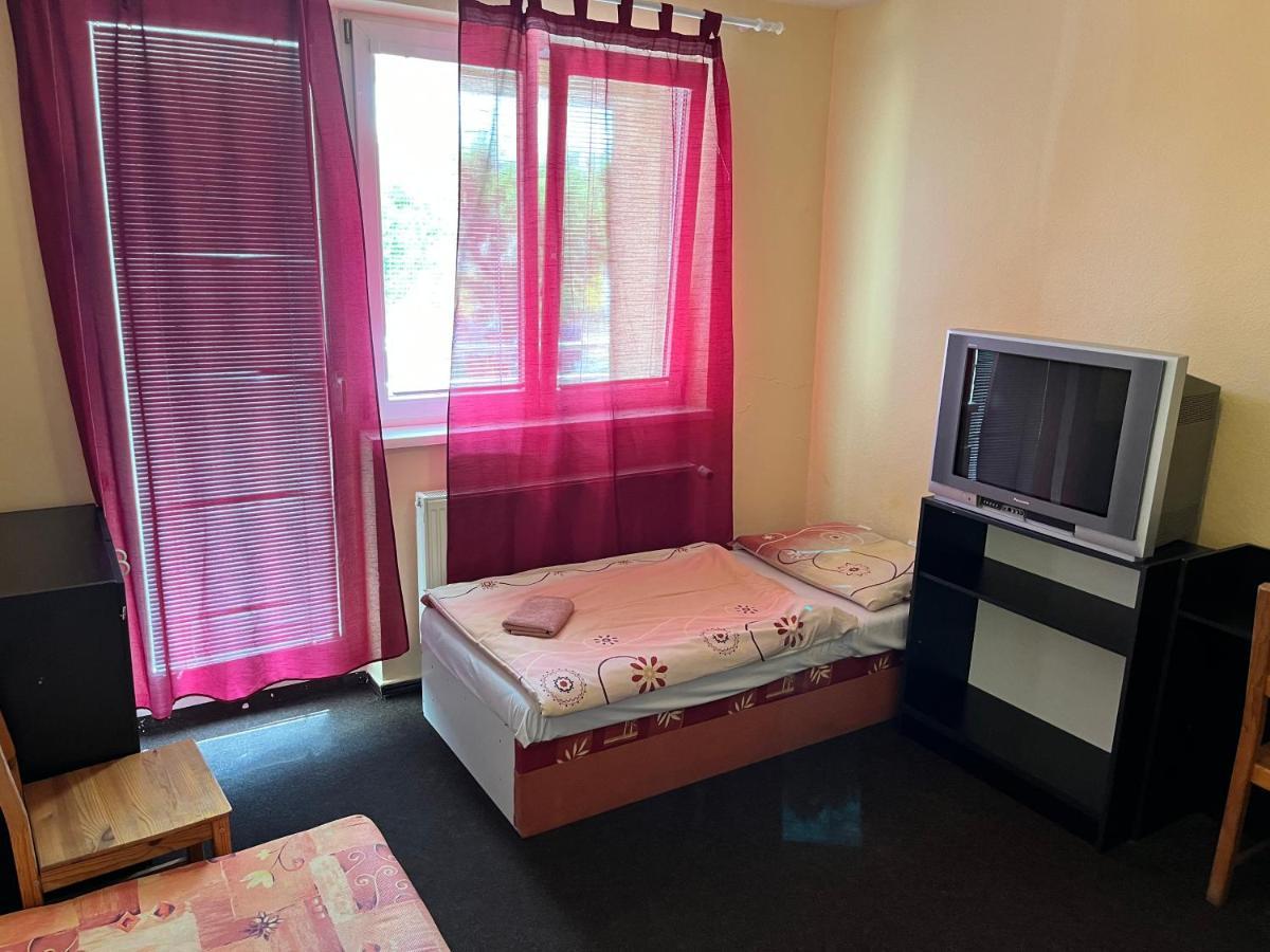Hotel Hokejka Prievidza Bagian luar foto