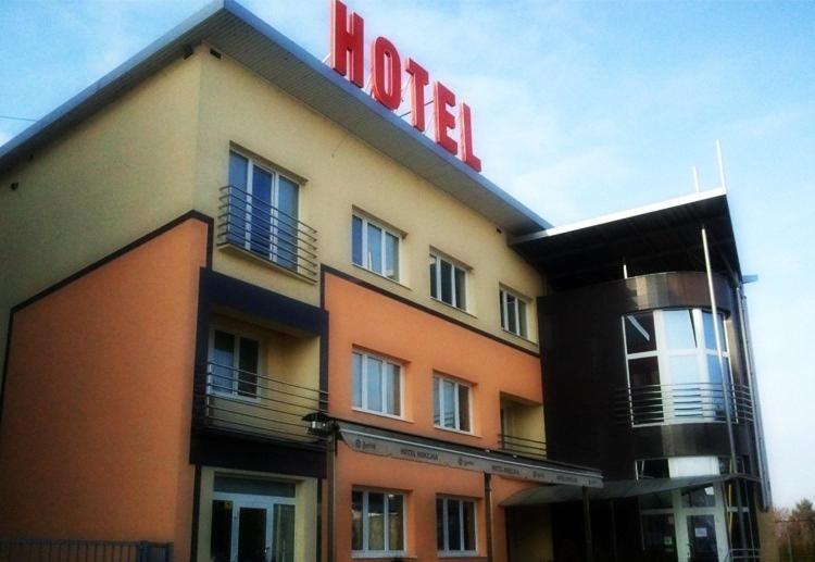 Hotel Hokejka Prievidza Bagian luar foto
